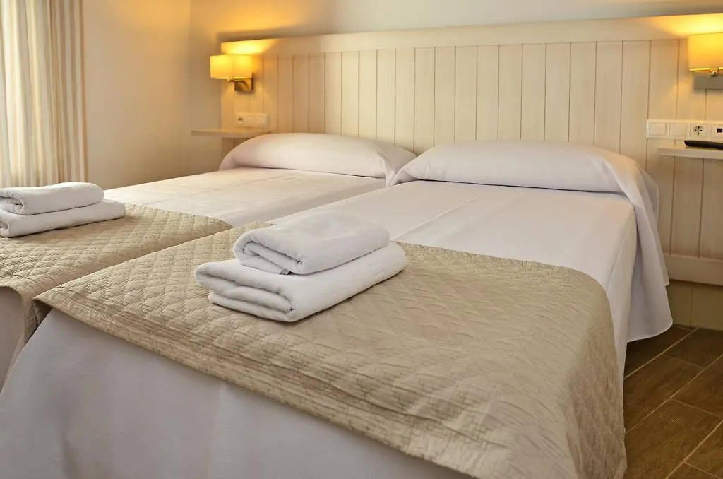 Hostal La Fonda Conil De La Frontera Spain