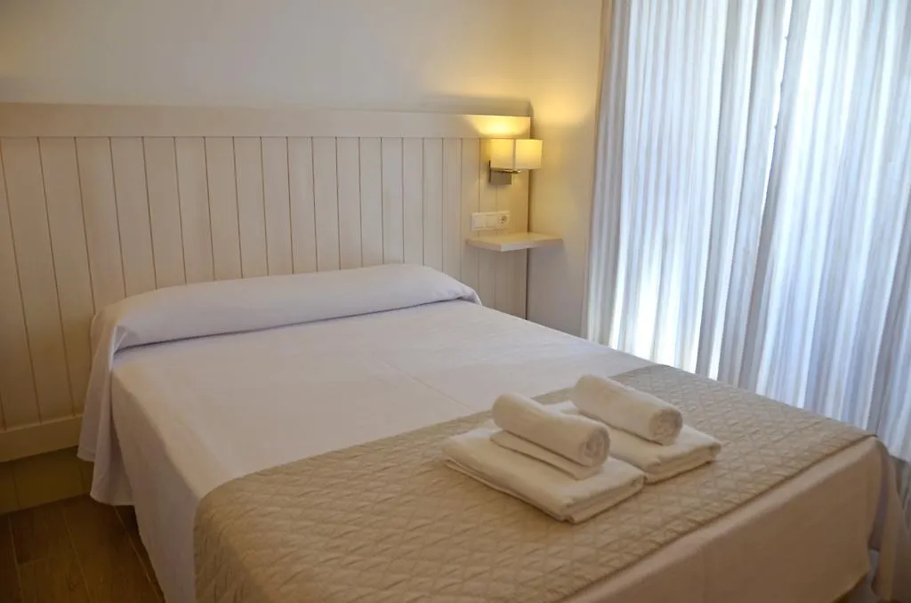 Hostal La Fonda Conil De La Frontera Guest house